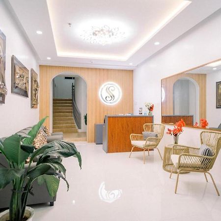 Spotlight Hotel Near Hundred Islands Wharf Alaminos Extérieur photo