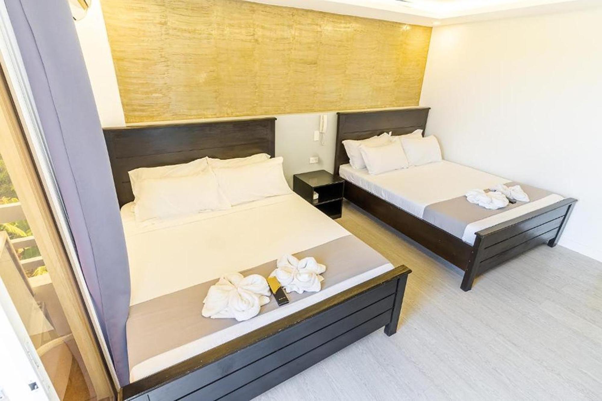 Spotlight Hotel Near Hundred Islands Wharf Alaminos Extérieur photo