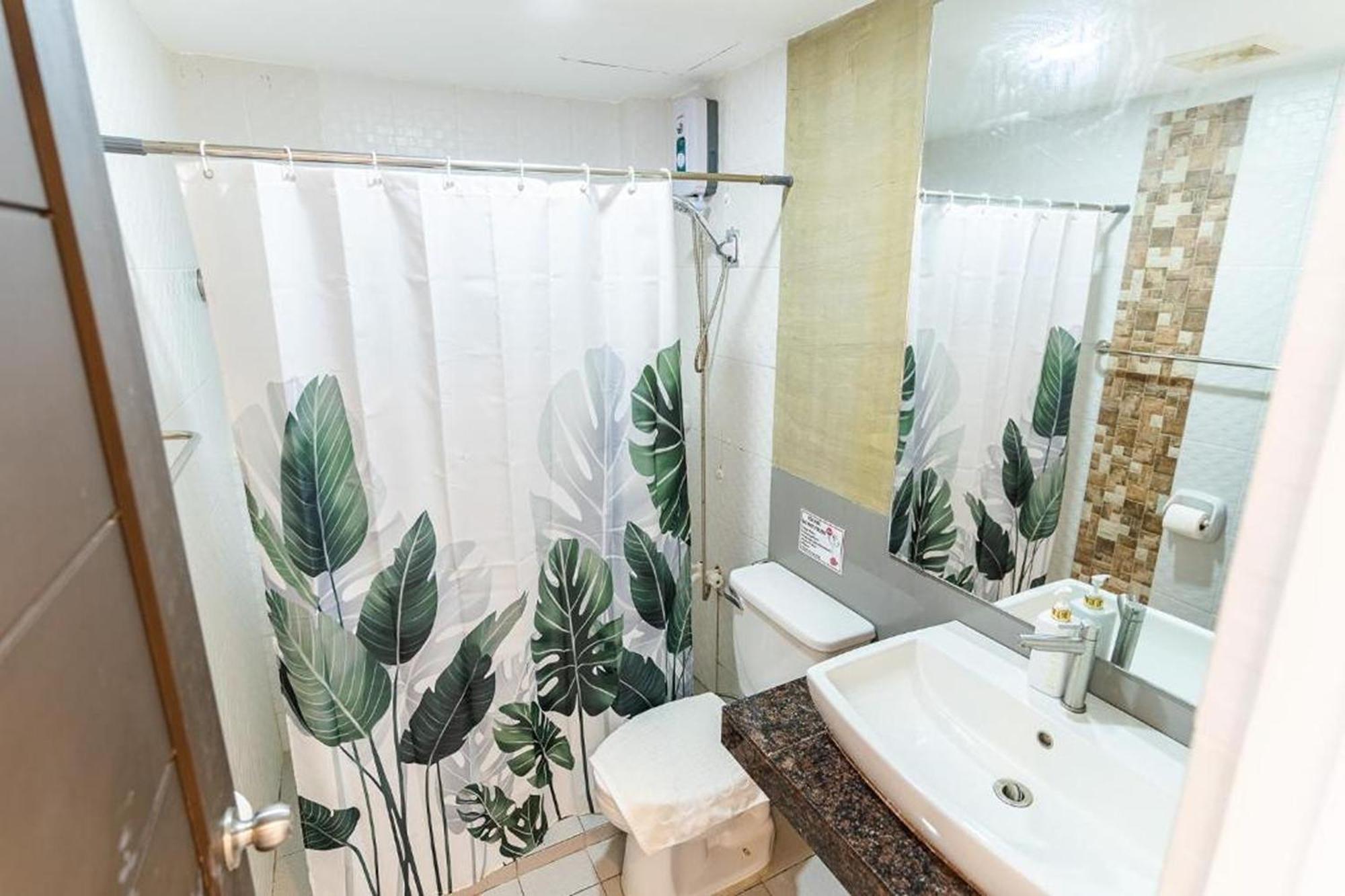 Spotlight Hotel Near Hundred Islands Wharf Alaminos Extérieur photo