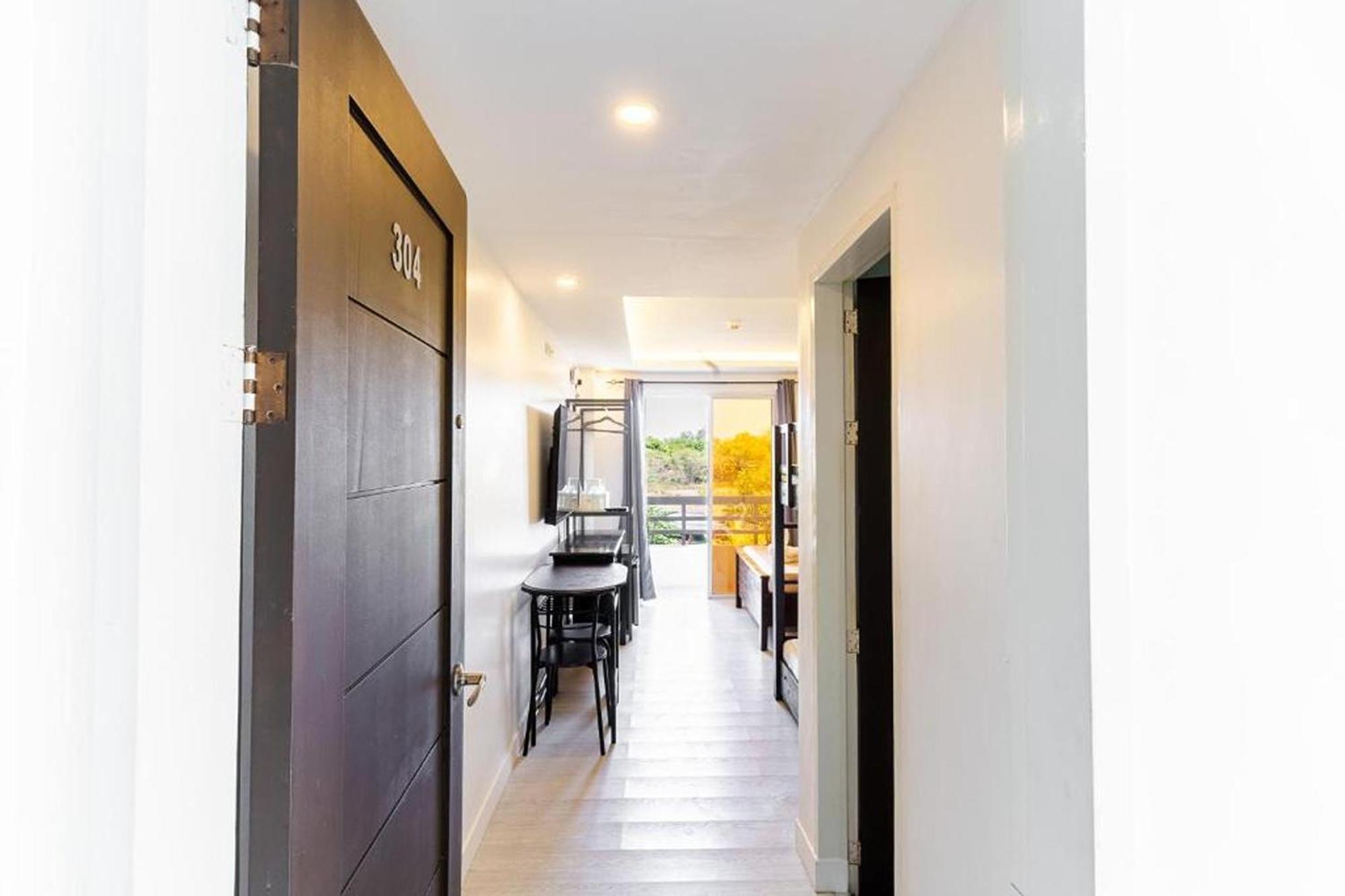 Spotlight Hotel Near Hundred Islands Wharf Alaminos Extérieur photo
